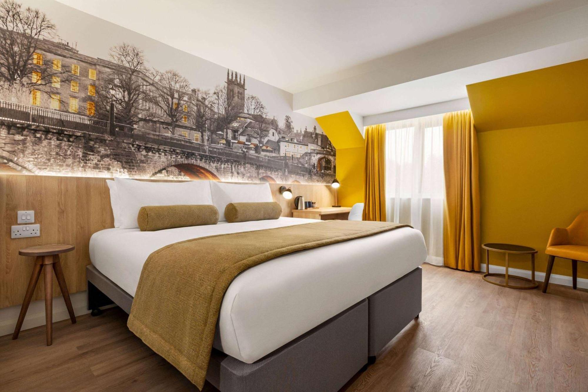 Super 8 By Wyndham Chester East Eksteriør bilde